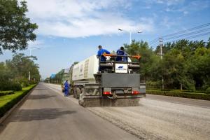 河南省工程建設地方標準《城市道路功能化復合封層技術(shù)標準》正式發(fā)布